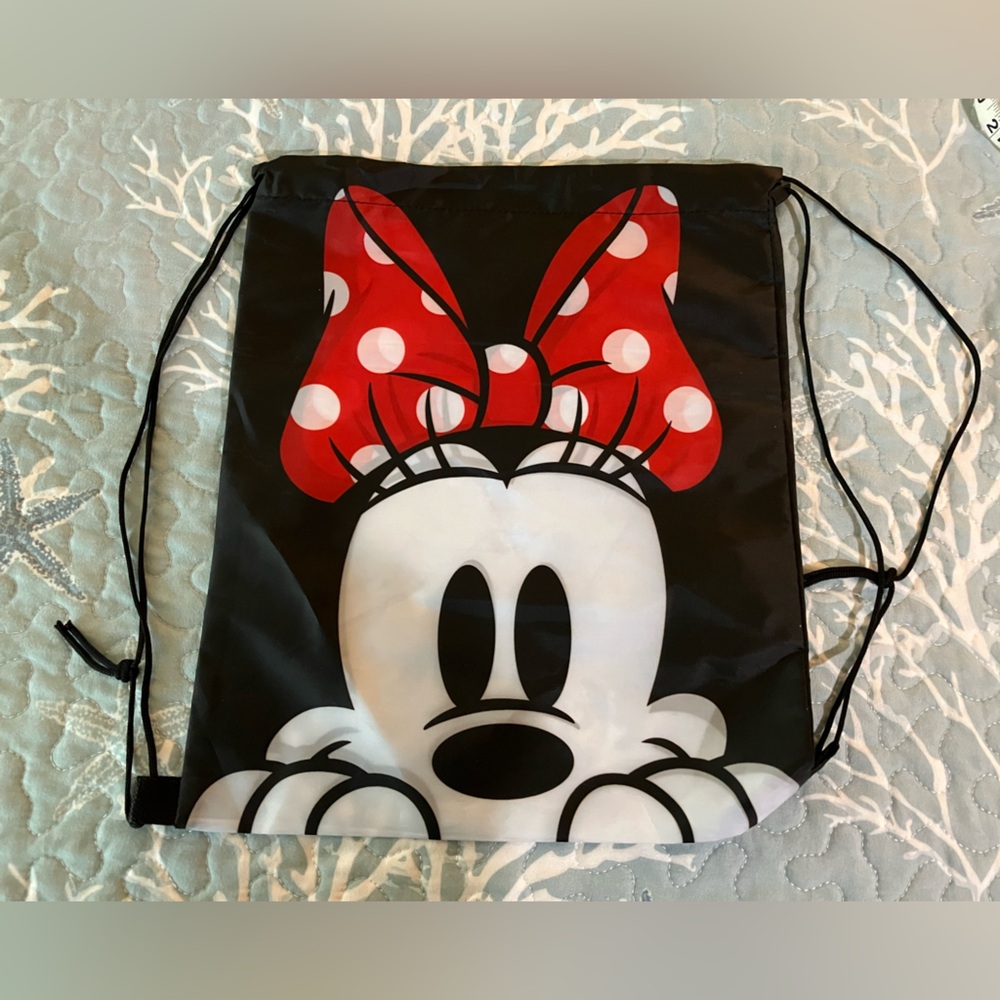 🧨Minnie Mouse thin backpack NWOT
